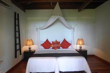هتل Panji Panji Tropical Wooden Home