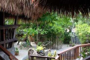 هتل Panji Panji Tropical Wooden Home