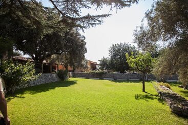 Agriturismo Borgo Degli Ulivi