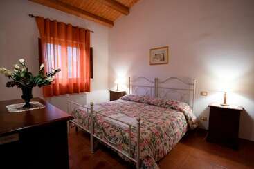 Agriturismo Borgo Degli Ulivi