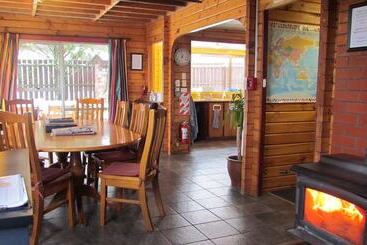 هاستل Hanmer Backpackers