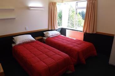 هاستل Hikurangi Stay Place