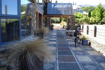 Amuri House Boutique Motel
