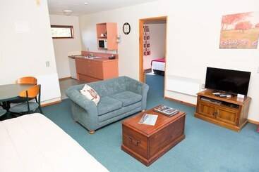 Aspen Lodge Motel