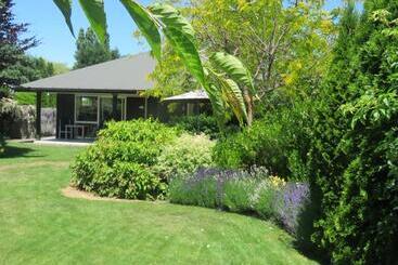 تختخواب و صبحانه Marchmont Gardens