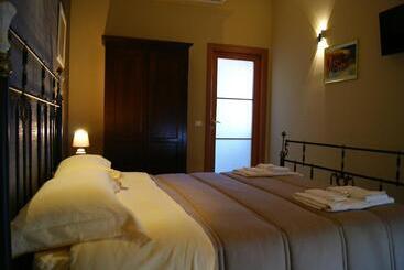Bed & Breakfast Oleaster