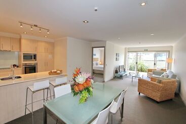 Crow S Nest Apartments