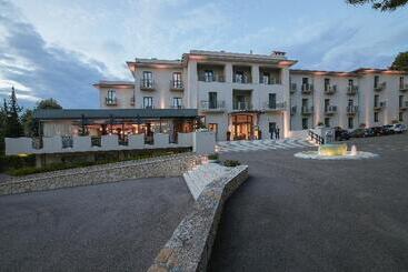 Domotel Kastri