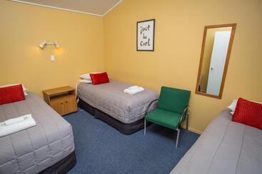 The Coast Motel