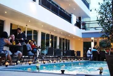 هتل Amin Resort
