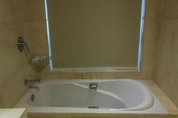 هتل Diana Heights Luxury