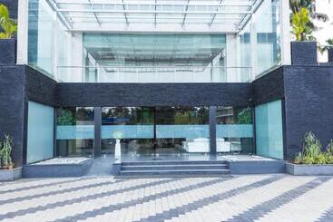 هتل Diana Heights Luxury