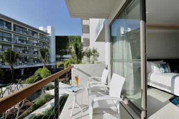 Dream Phuket Hotel & Spa