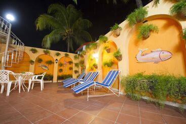 هتل Ideal Villa