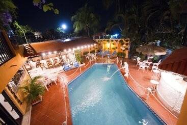 هتل Ideal Villa