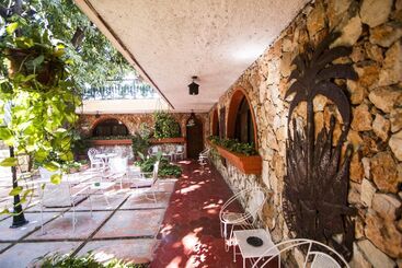هتل Ideal Villa