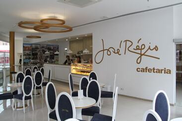 هتل Jose Regio