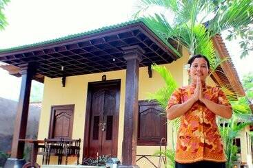 هتل Jubawa Homestay