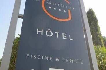 هتل La Garbine