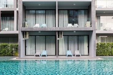 Maya Phuket Airport Hotel Naiyang Beach