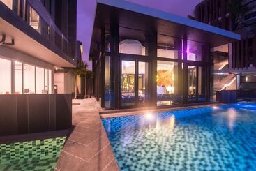 Maya Phuket Airport Hotel Naiyang Beach