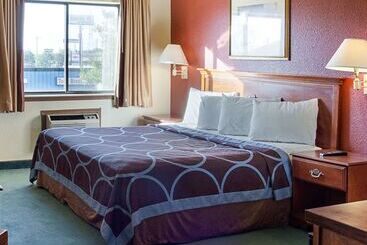هتل Rodeway Inn Florence   Cincinnati South