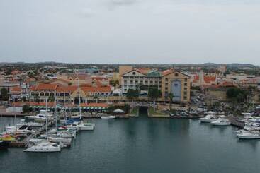 Wonders Boutique - Oranjestad
