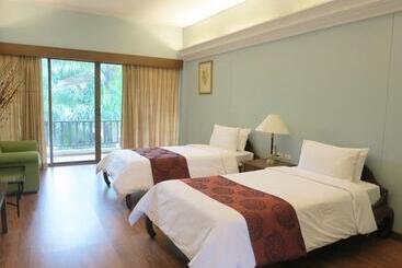 Mae Pim Resort