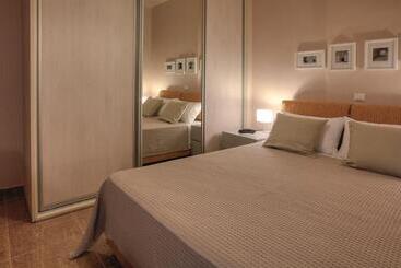 Marini Luxury Apartments And Suites