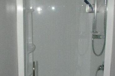 مُتل Birchwood Cottages