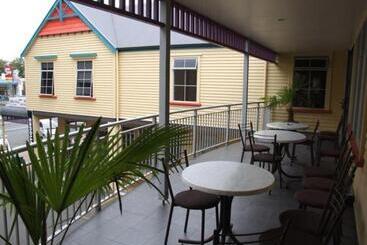 No 1 Motels