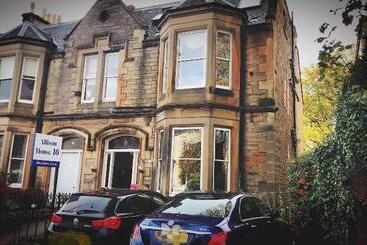 پانسیون Allison House 16