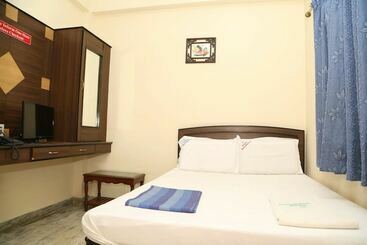 هتل Goroomgo Sun Star Residency Chennai