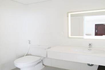 Haya Sea View Hotel Phu Quoc