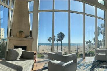 هتل La Plage Wellness