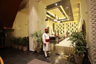 Jaipur Grand By Am Hotel Kollection