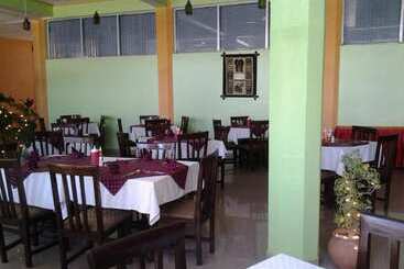 Midview Hotel Nyali