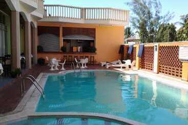 Midview Hotel Nyali