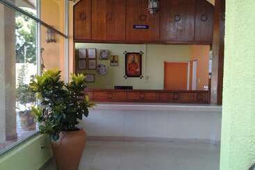 Midview Hotel Nyali