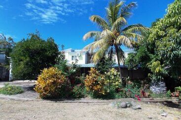 پانسیون Chez Perle Guest House
