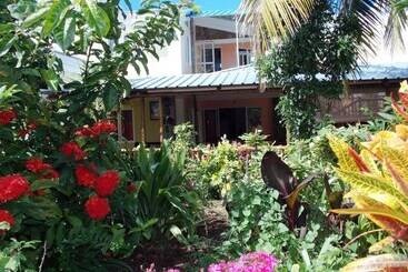 پانسیون Chez Perle Guest House