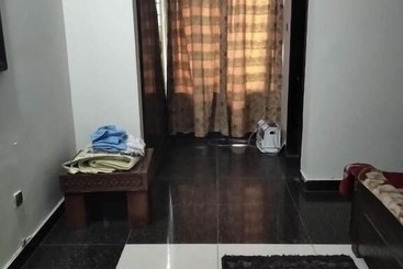 پانسیون Evergreen Guest Lodge   Egl