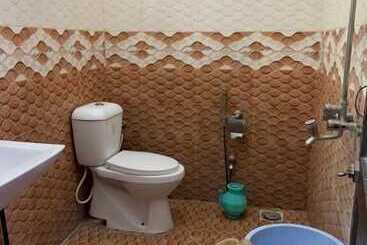 پانسیون Evergreen Guest Lodge   Egl