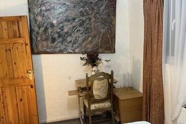اقامتگاه Stunning 3 Bed House In Enfield, Can Sleep 10