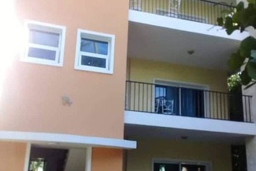تختخواب و صبحانه Olas De Punta Cana