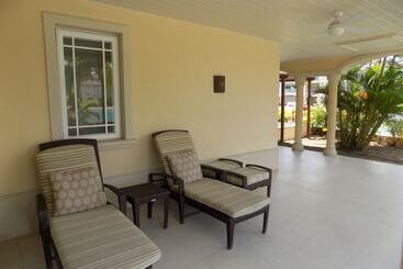 Eaton Residence