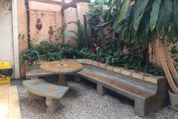 Gaudy´s Eco Hotel   Hostel