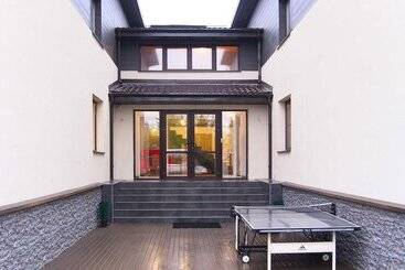 Guest House Opaliha Loft Rooms   Hostel