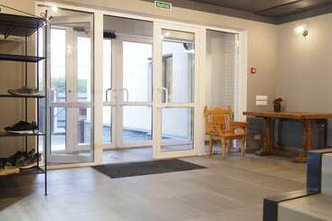Guest House Opaliha Loft Rooms   Hostel