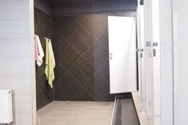 Guest House Opaliha Loft Rooms   Hostel